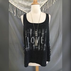 Torrid open side tank